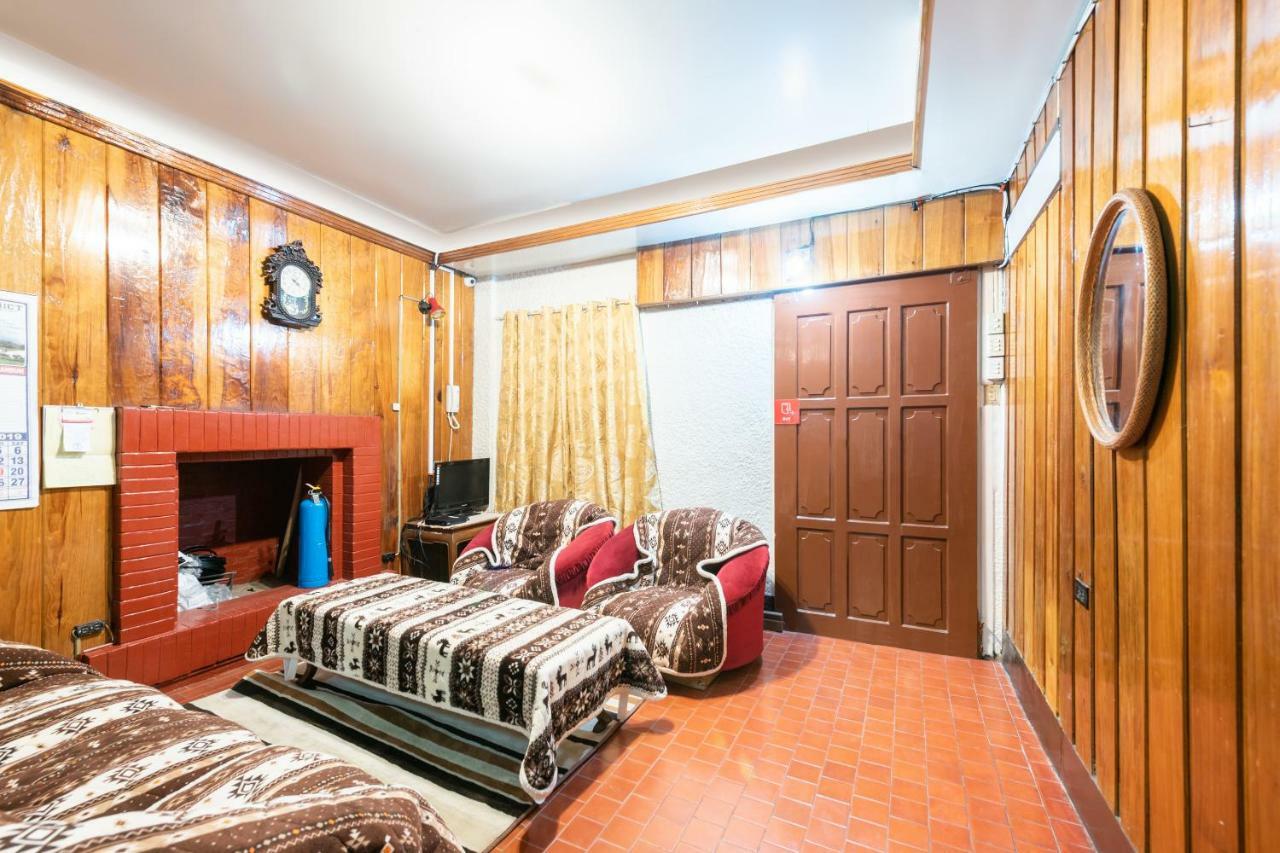 Oyo 122 The Peak Pines Pension Baguio City Buitenkant foto