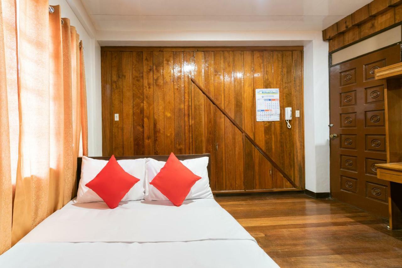 Oyo 122 The Peak Pines Pension Baguio City Buitenkant foto